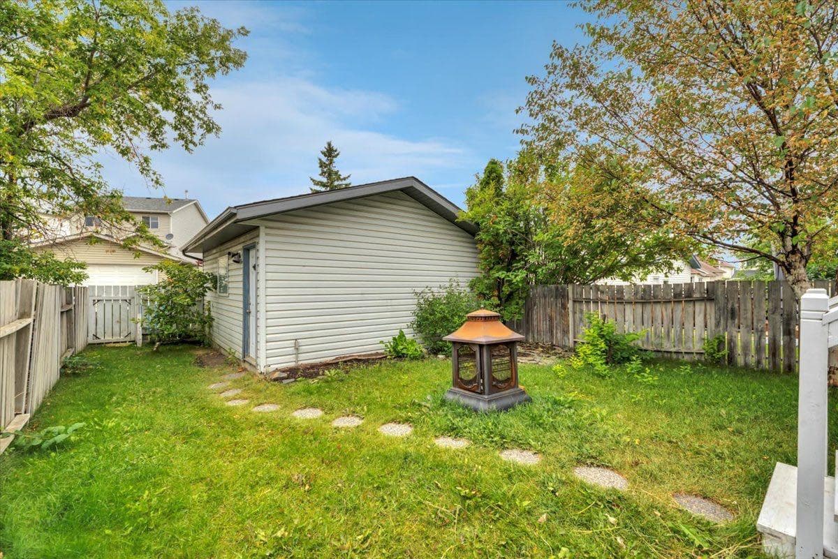 131 Hidden Way NW