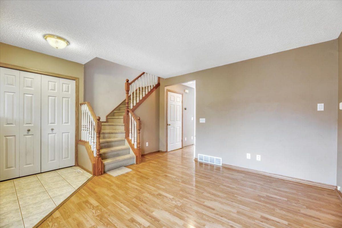 131 Hidden Way NW