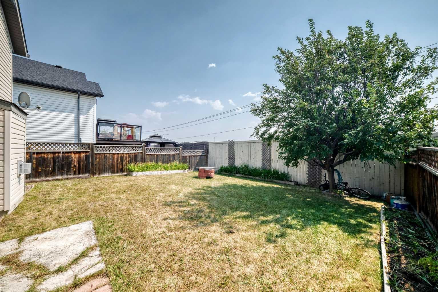 168 Somerglen Common SW