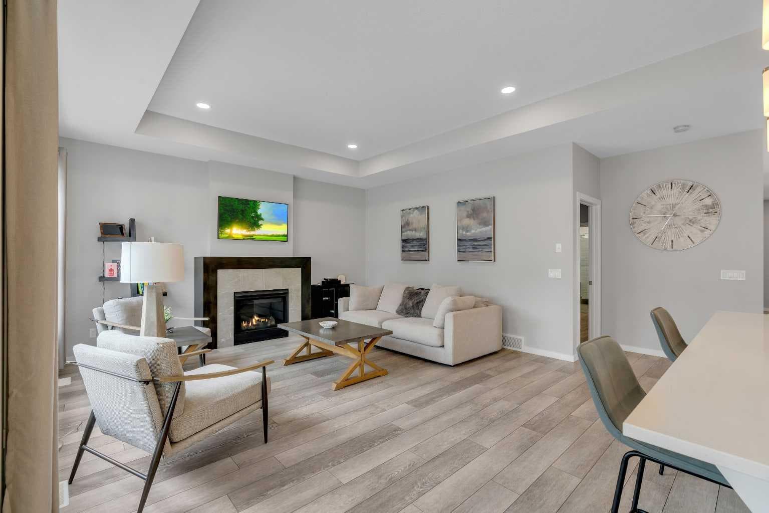 6 Legacy Heath SE