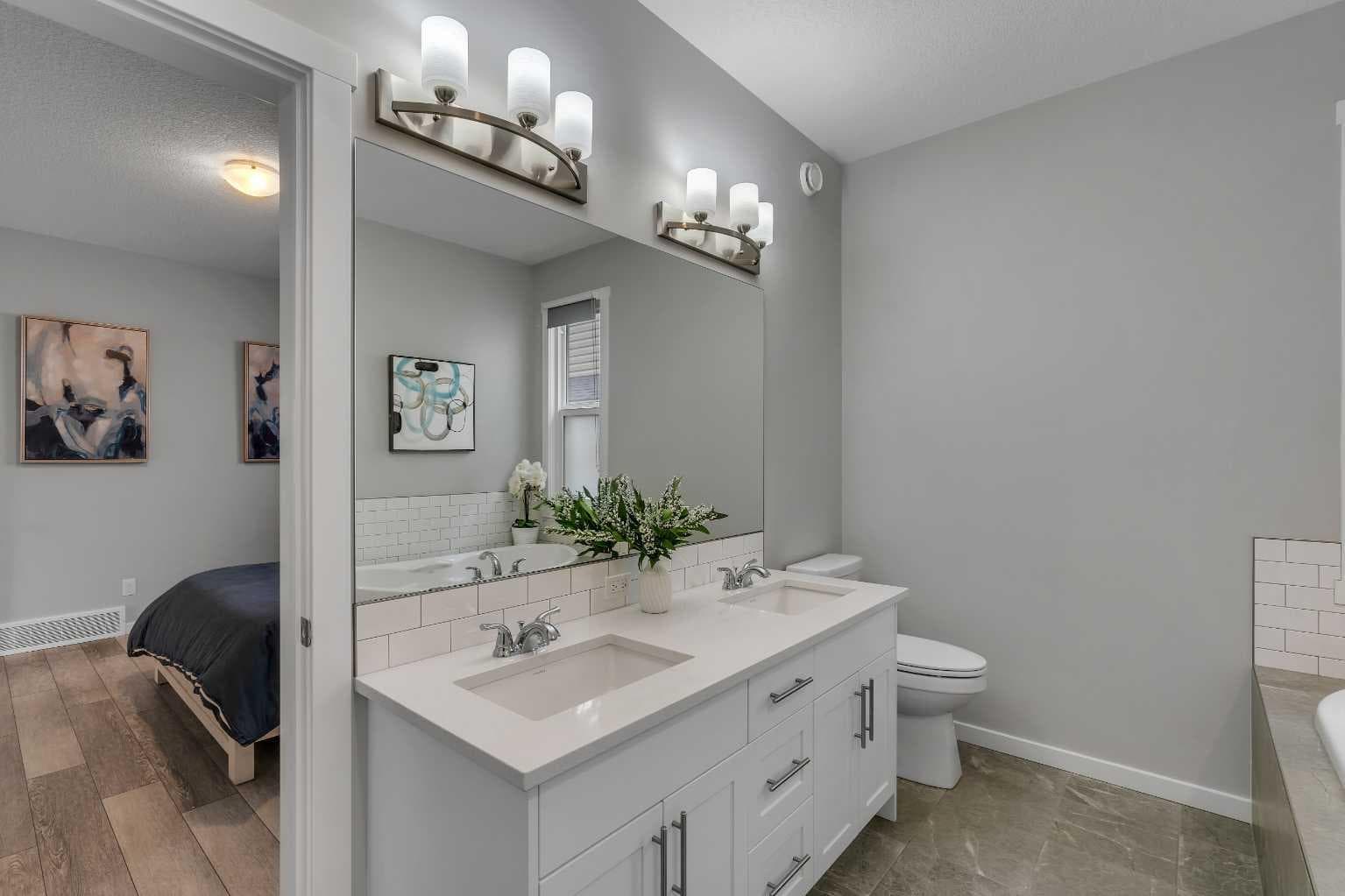 6 Legacy Heath SE