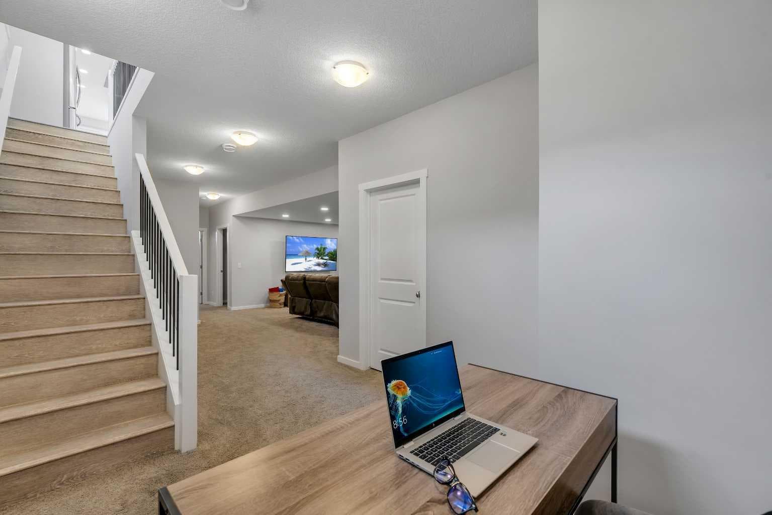 6 Legacy Heath SE