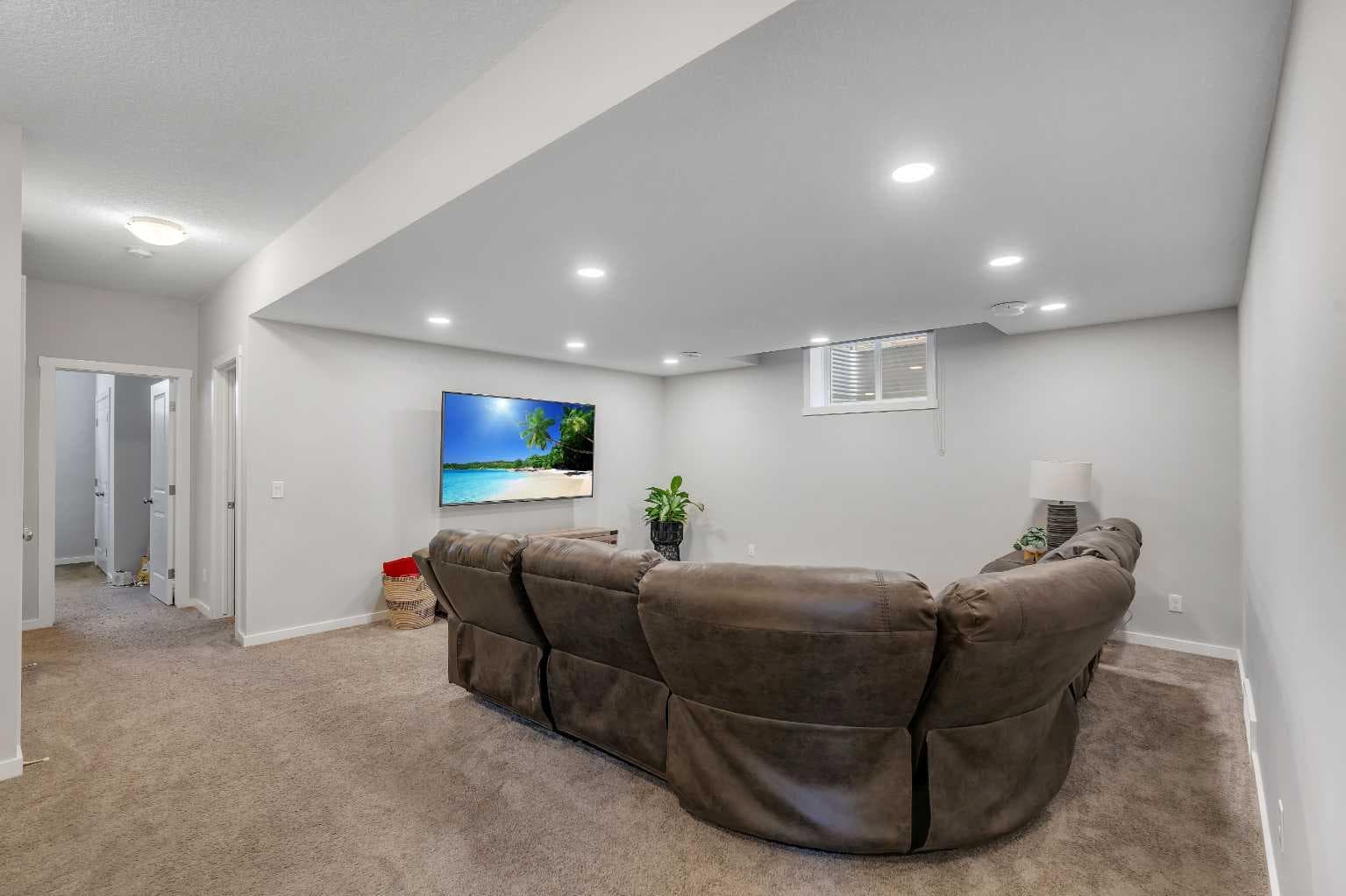 6 Legacy Heath SE