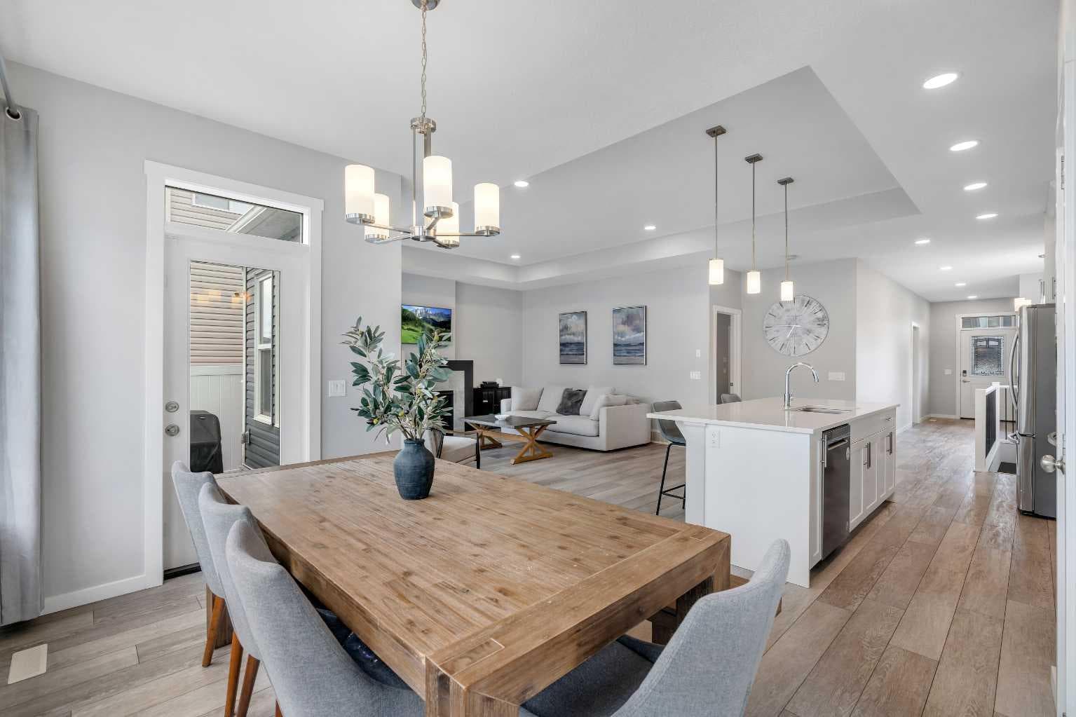 6 Legacy Heath SE