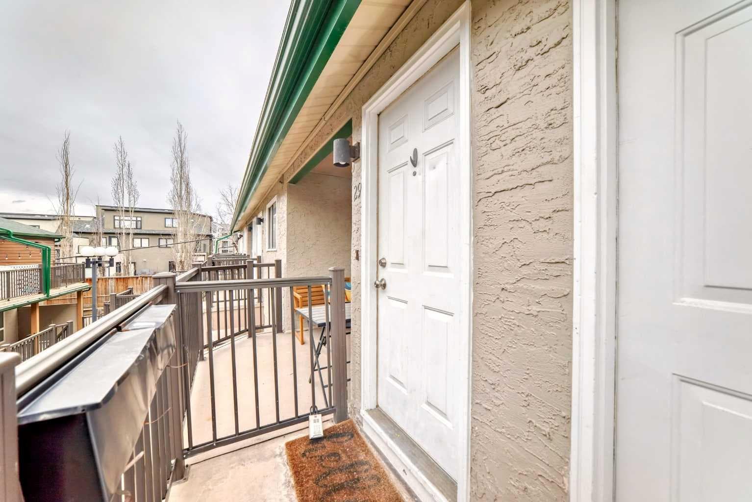 29, 2400 15 Street SW