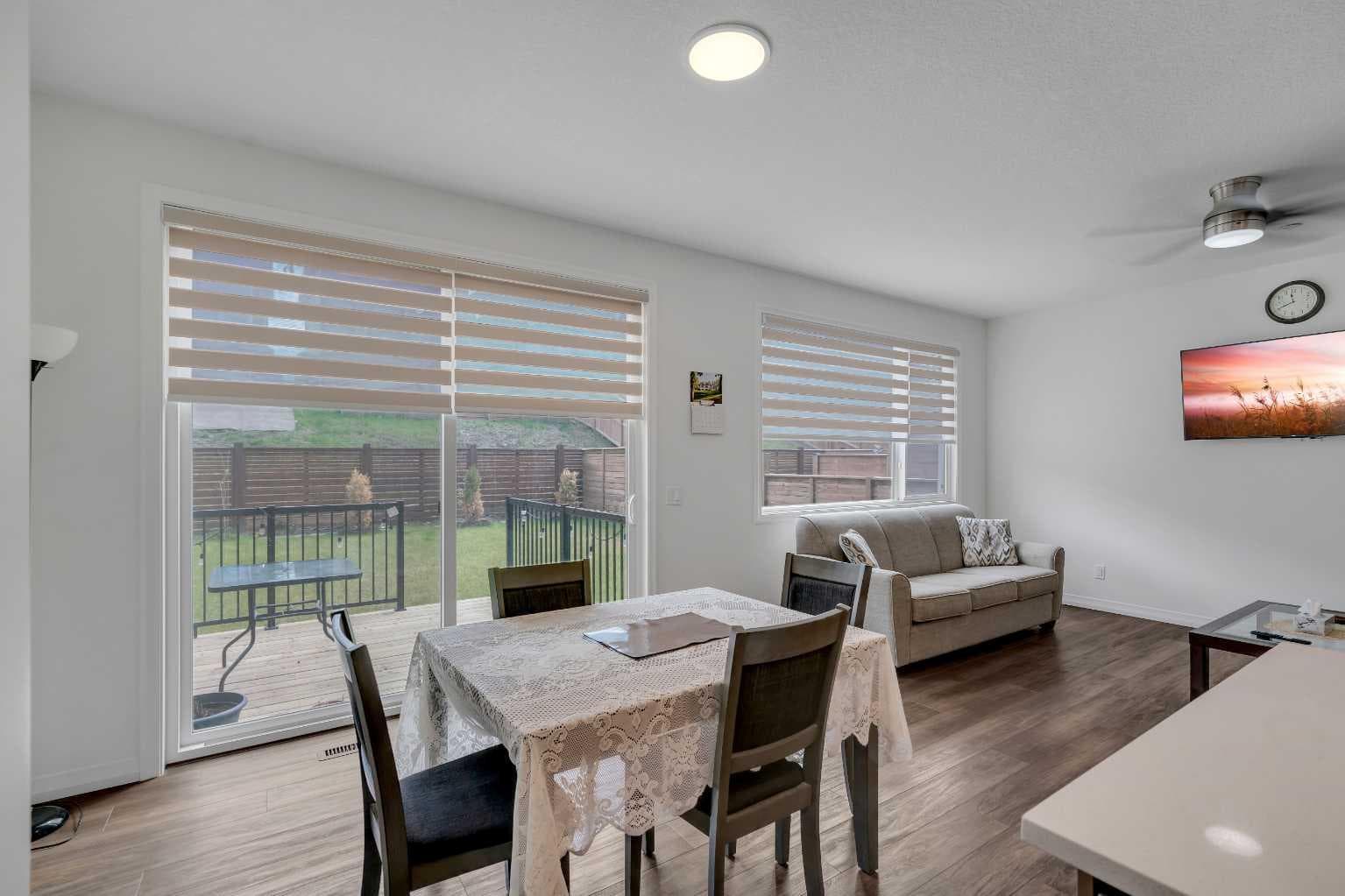 244 Lucas Way NW