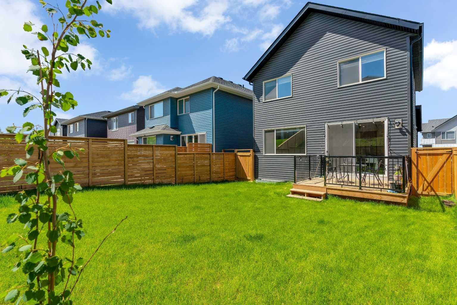 244 Lucas Way NW