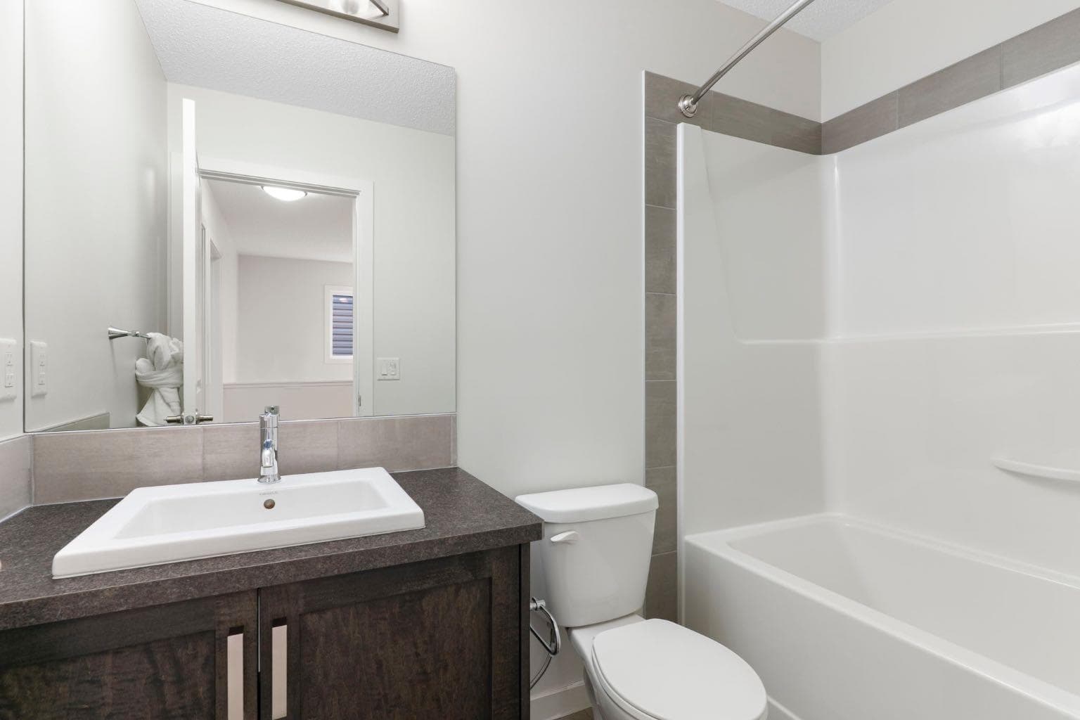524 Midtown Street SW
