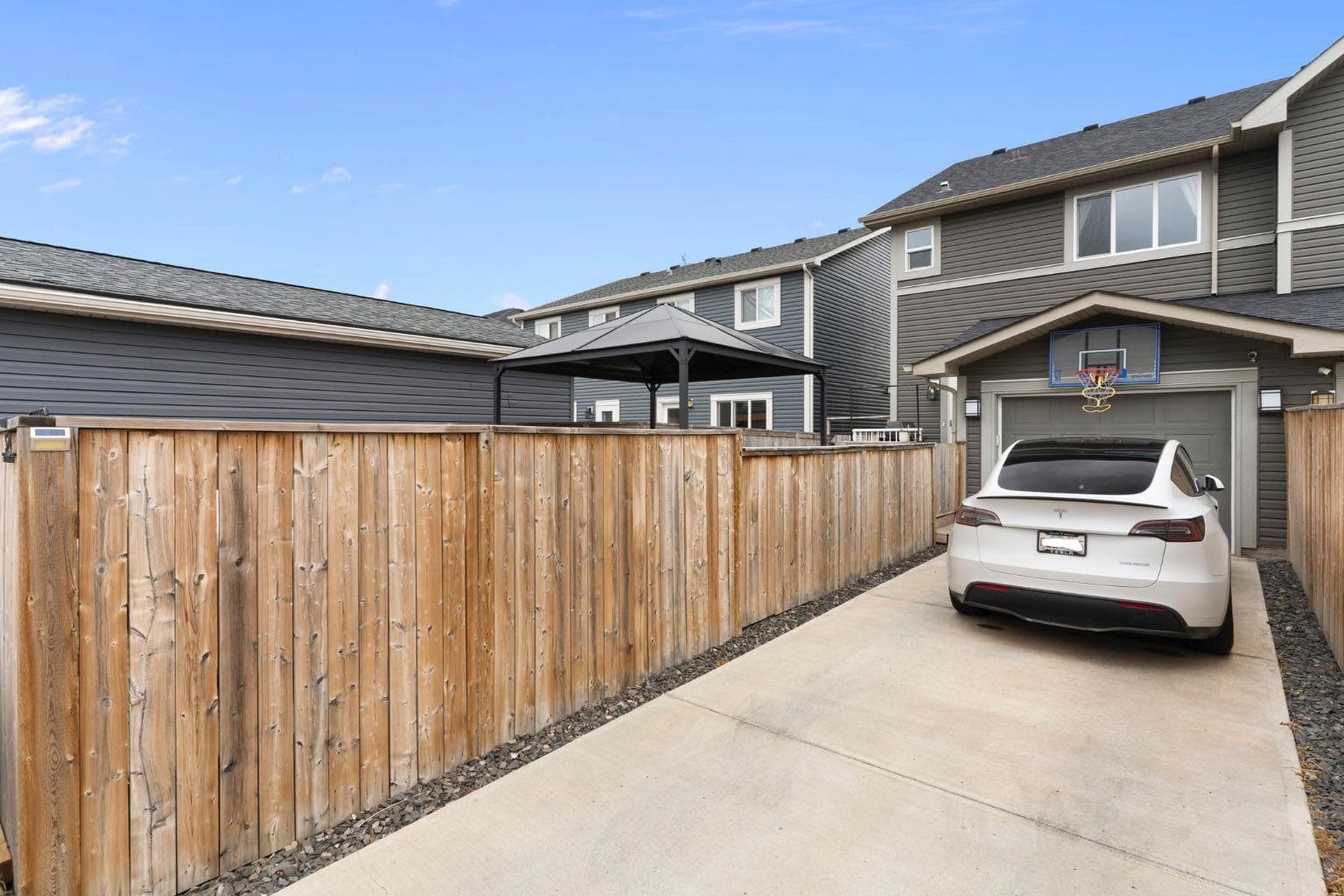 524 Midtown Street SW