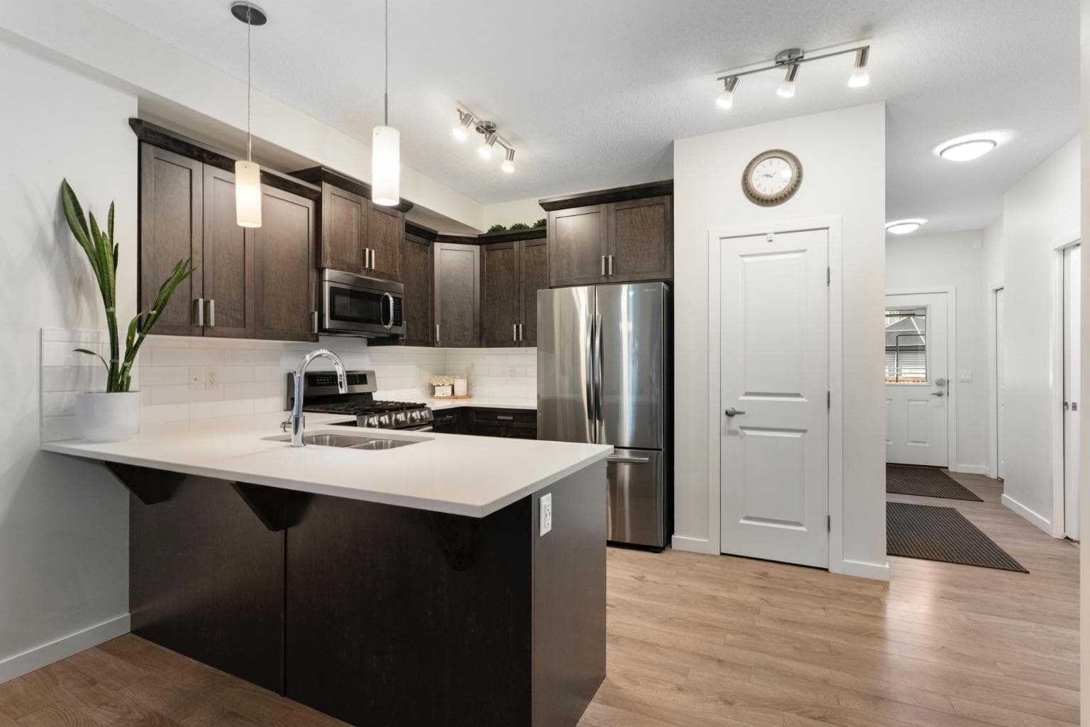 524 Midtown Street SW