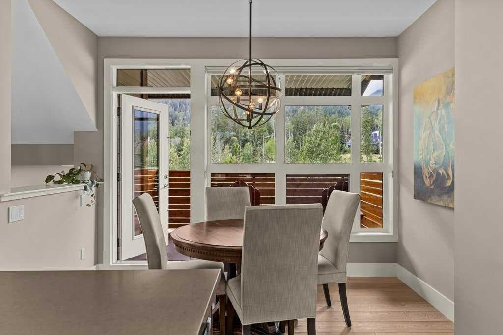 418 Riva Heights 
