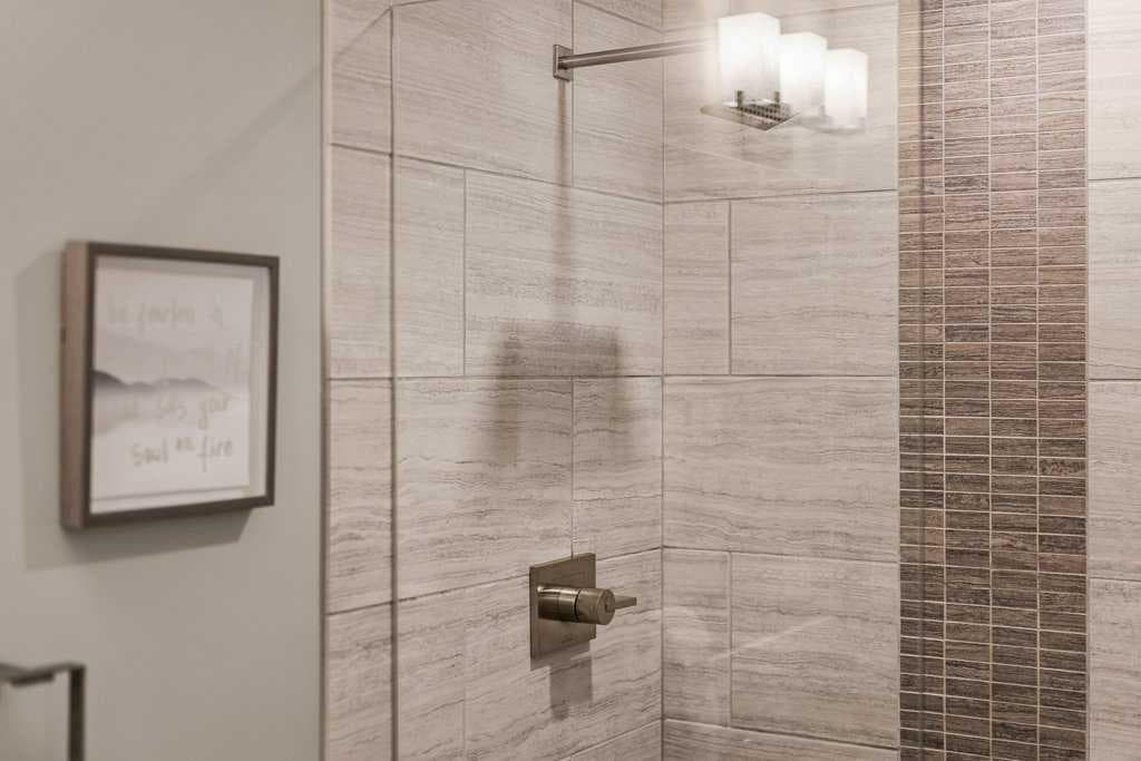 418 Riva Heights 