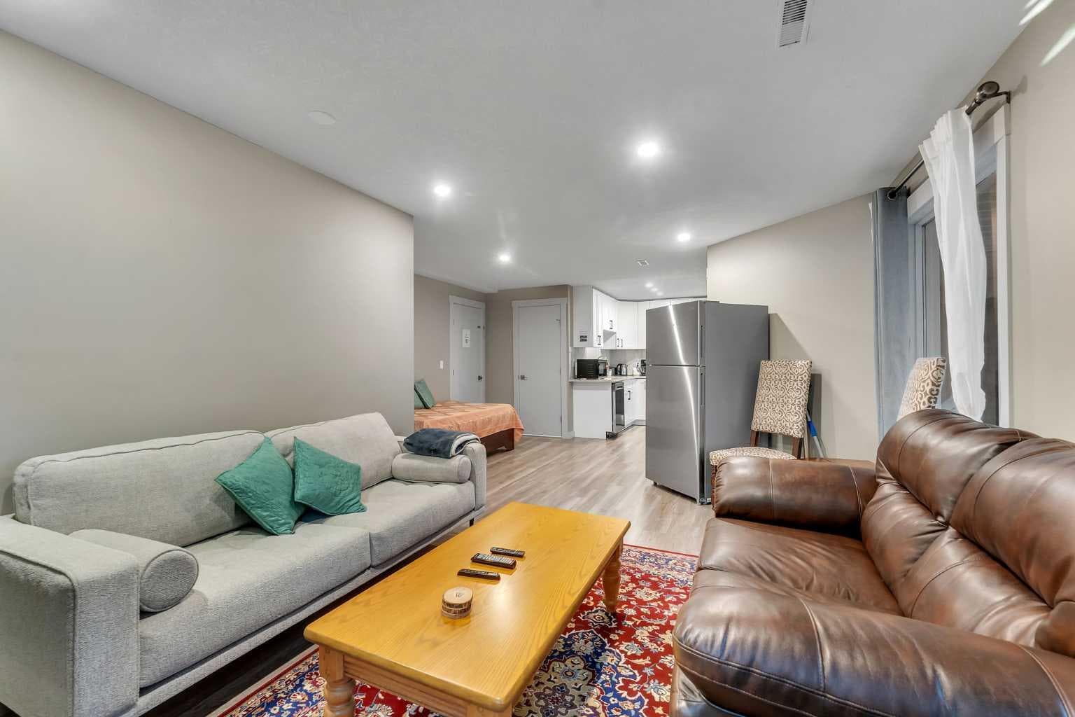 760 West Chestermere Drive 