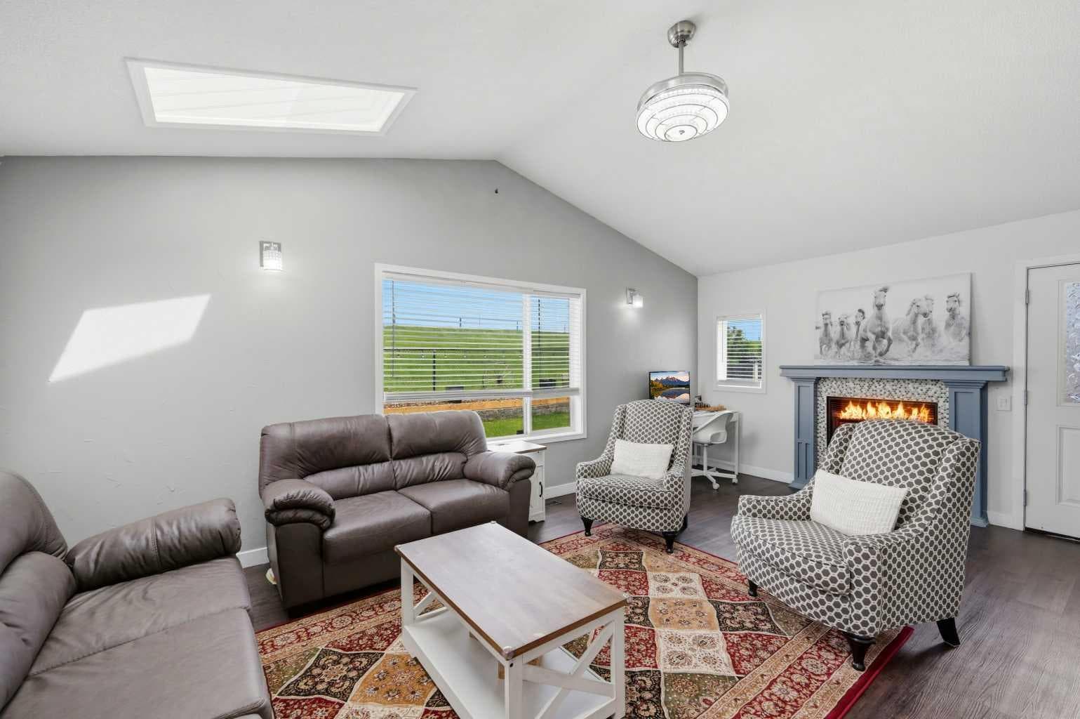 46 Citadel Meadow Crescent NW