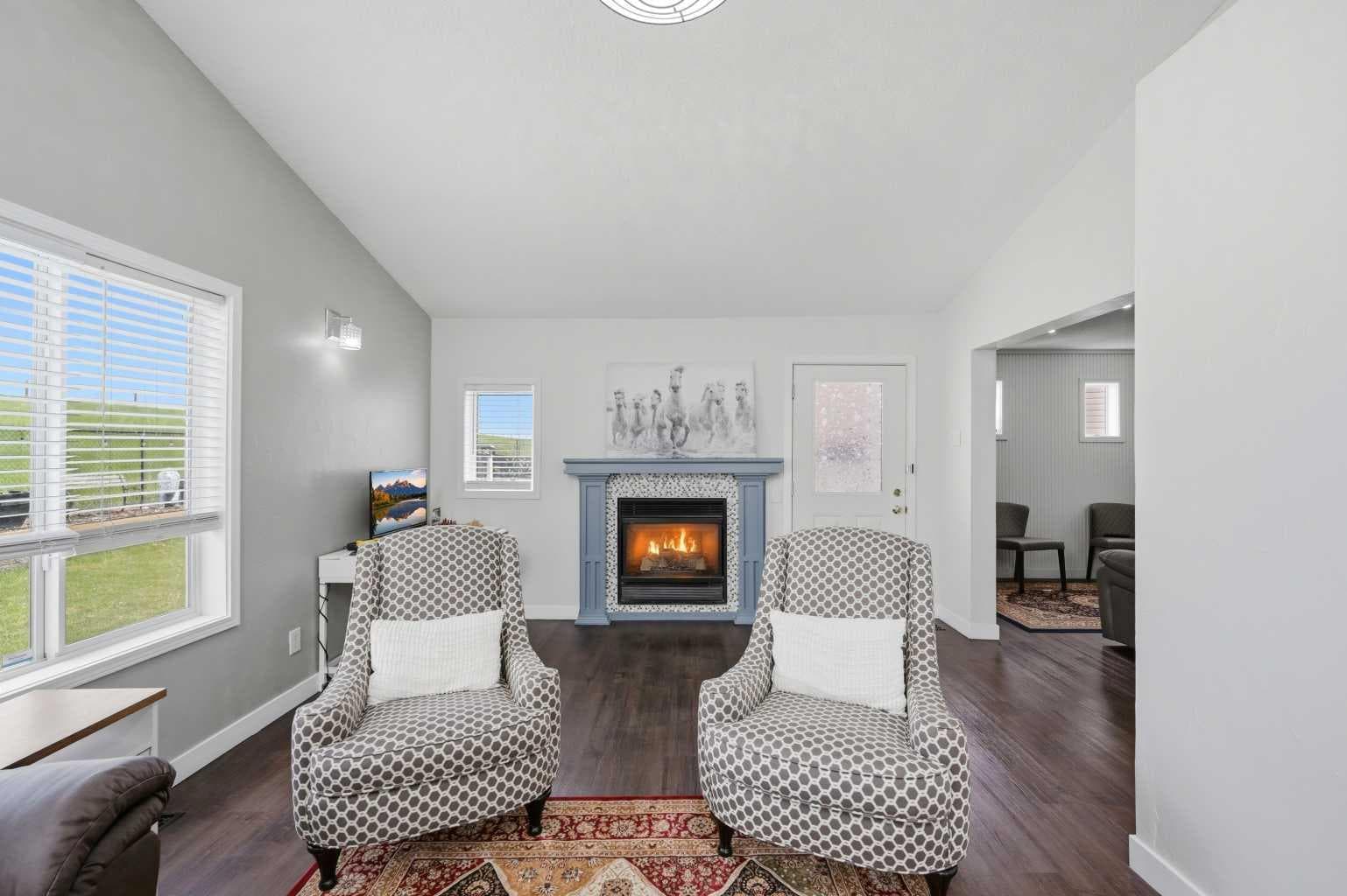 46 Citadel Meadow Crescent NW