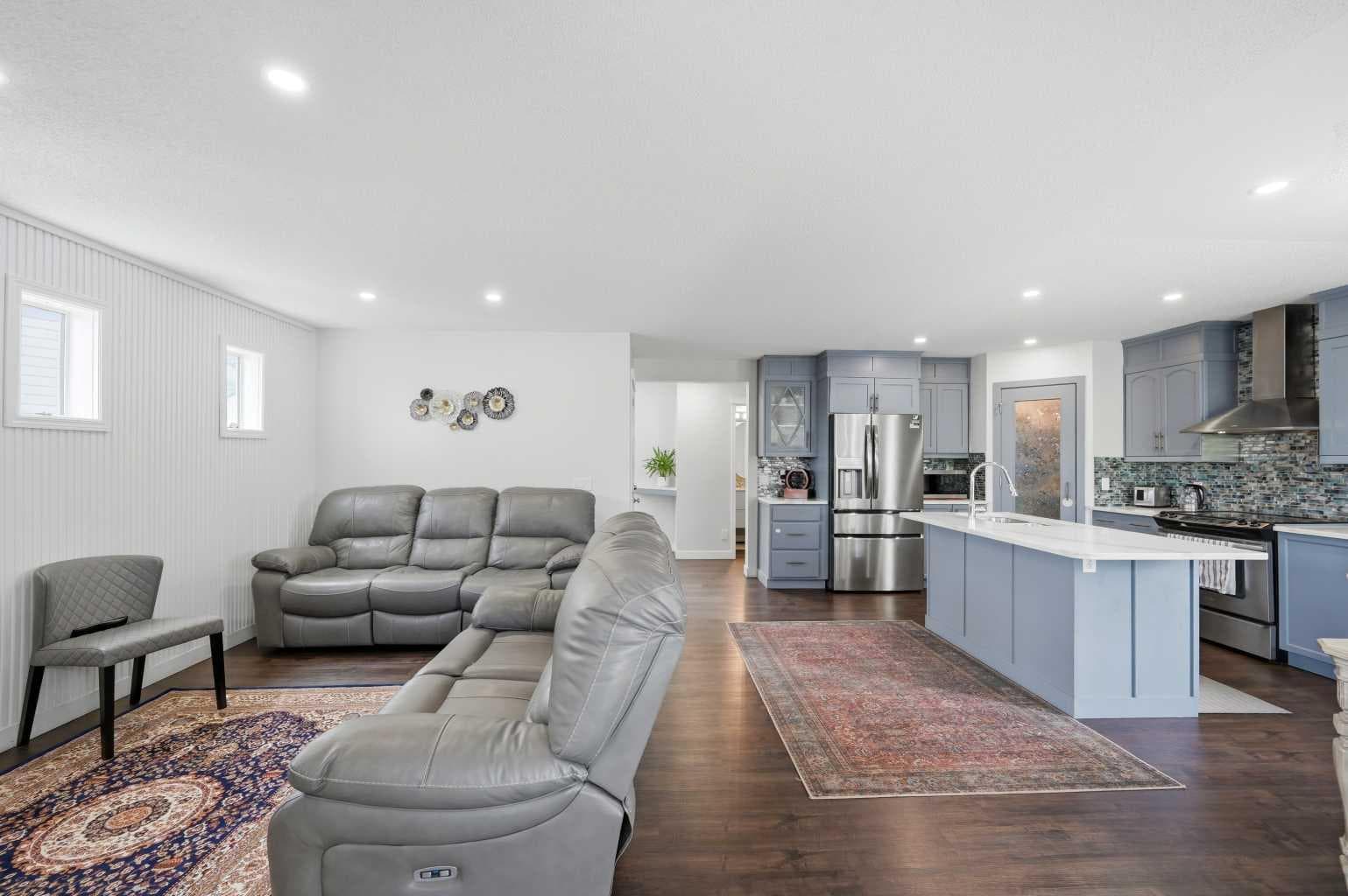 46 Citadel Meadow Crescent NW