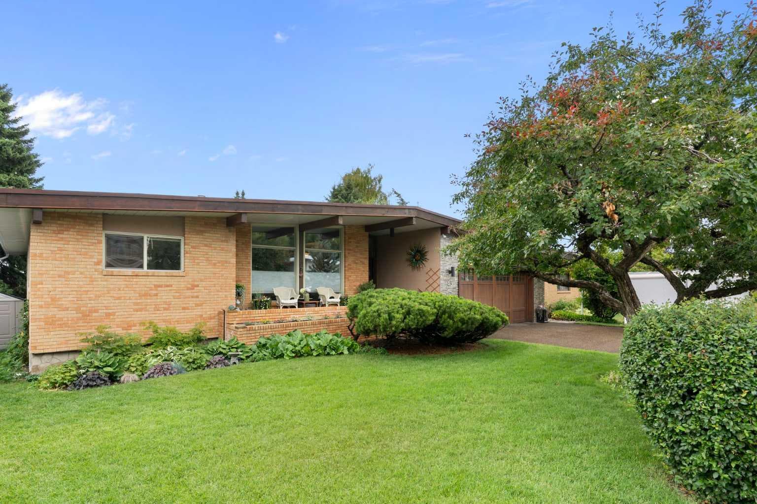 43 Cromwell Avenue NW
