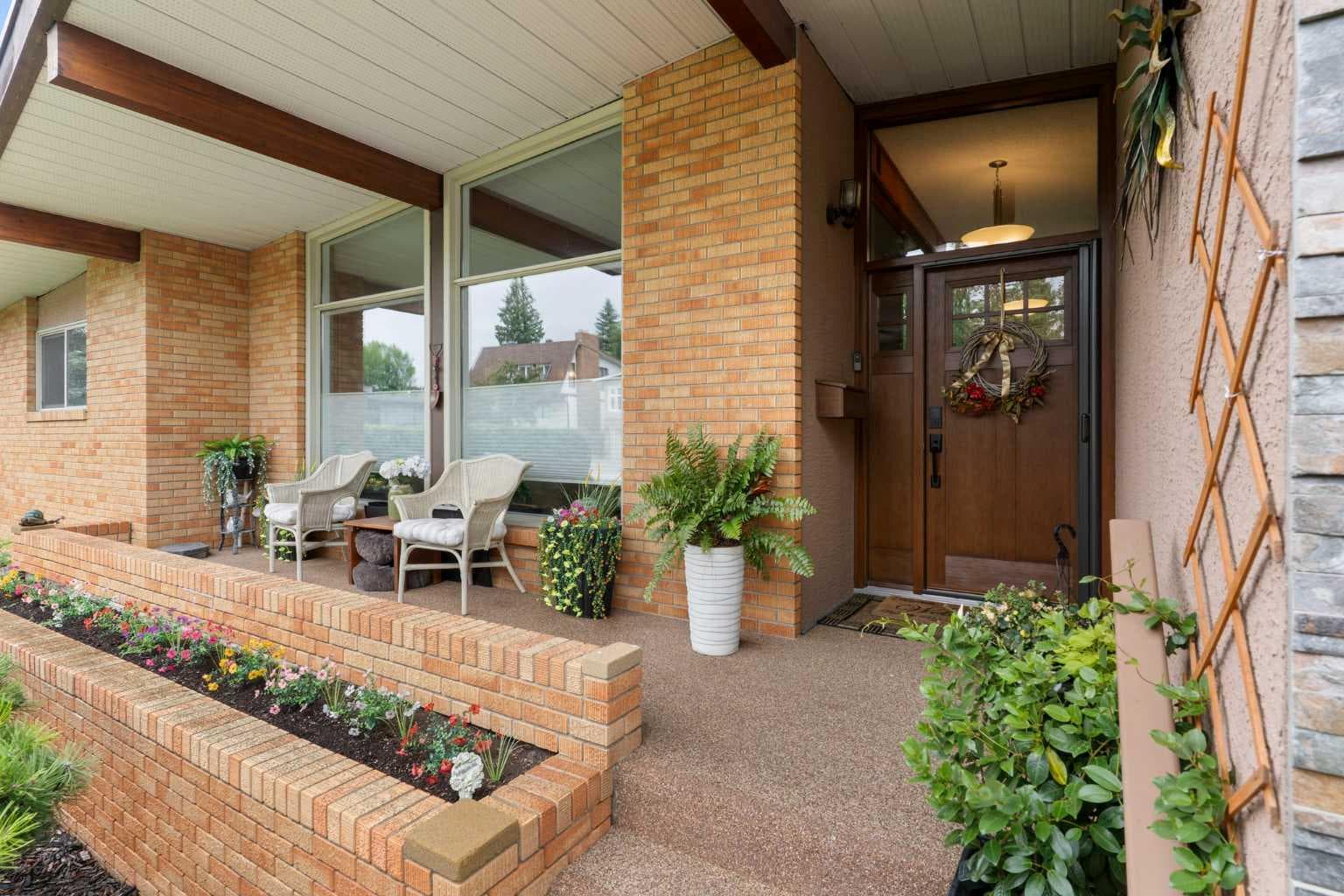 43 Cromwell Avenue NW