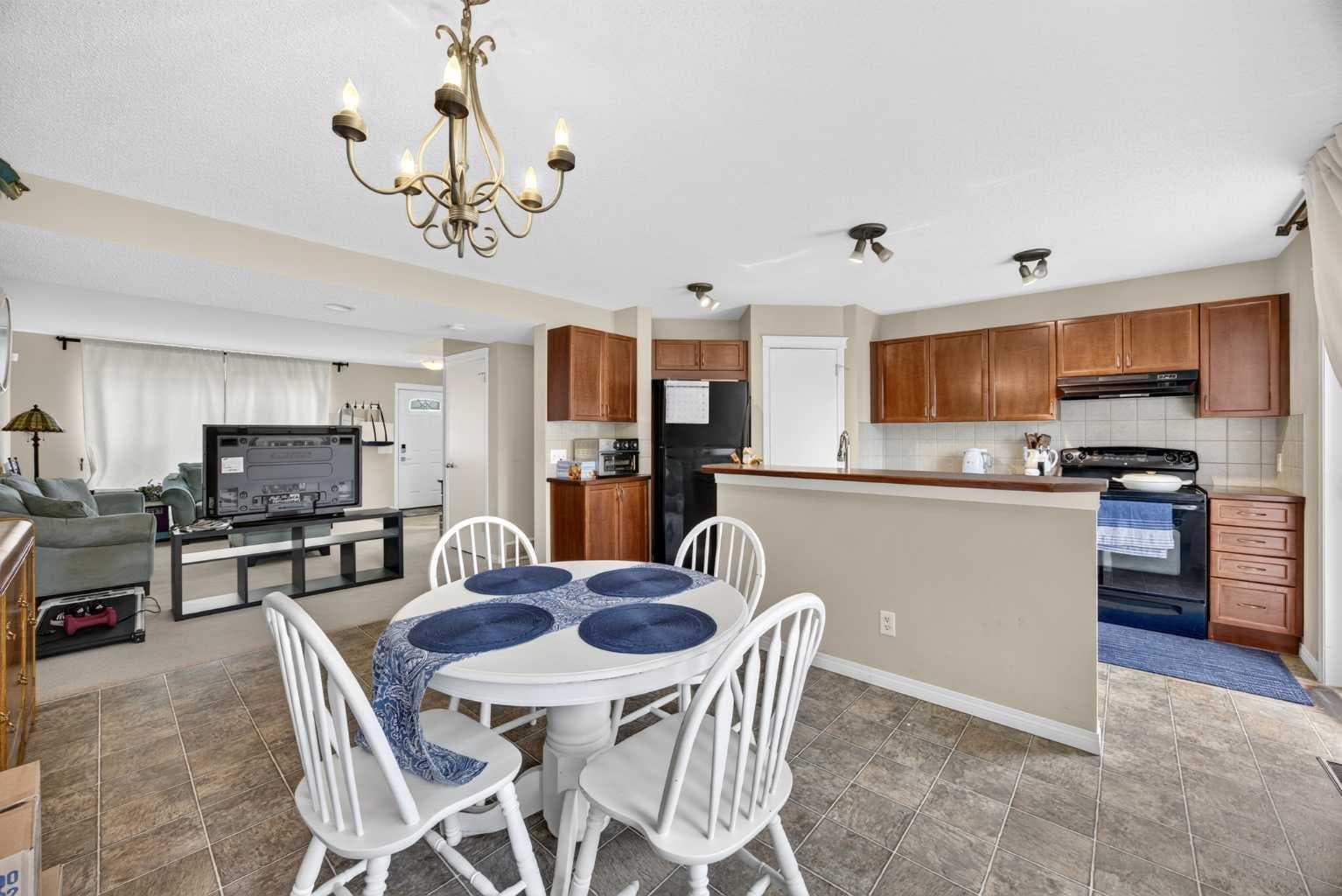 437 Tuscany Drive NW