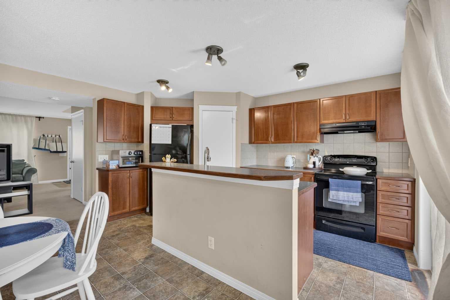437 Tuscany Drive NW