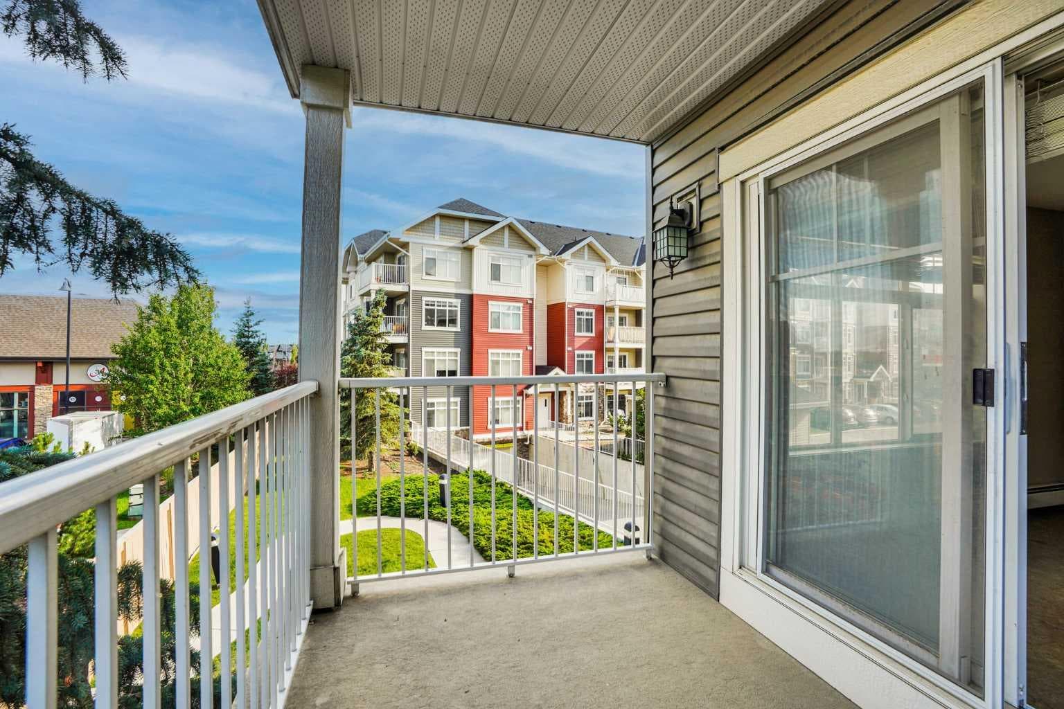 2201, 155 Skyview Ranch Way NE
