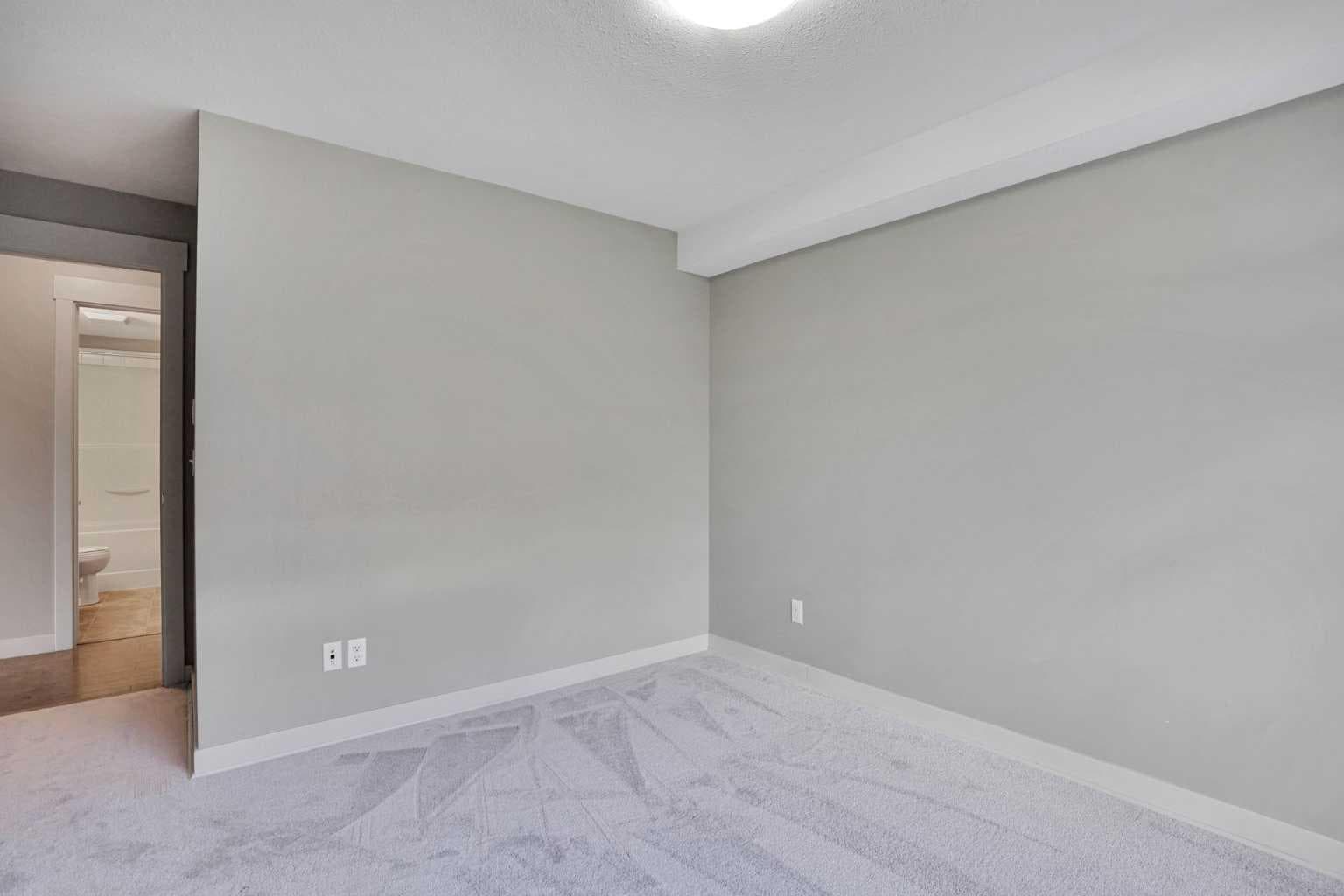 2201, 155 Skyview Ranch Way NE