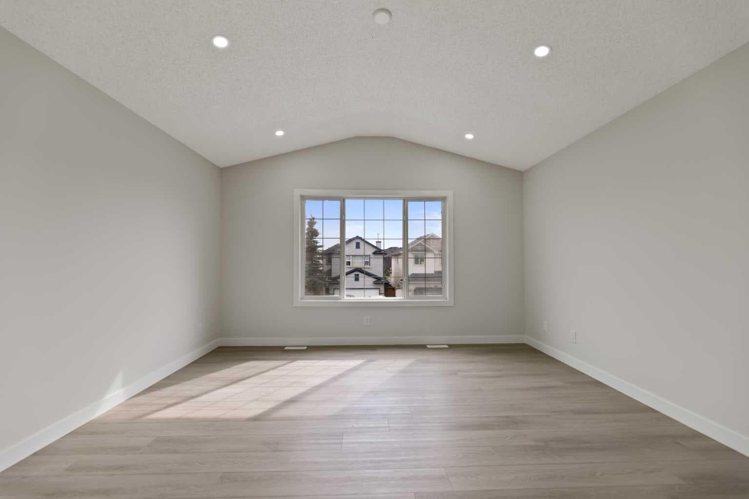 81 Saddlecrest Green NE