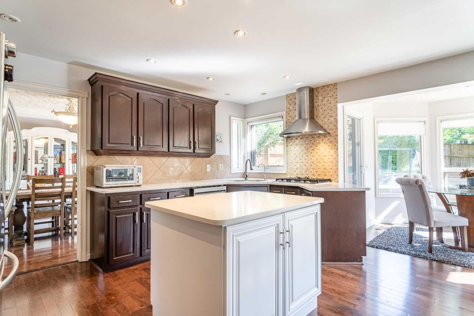 307 Woodhaven Bay SW