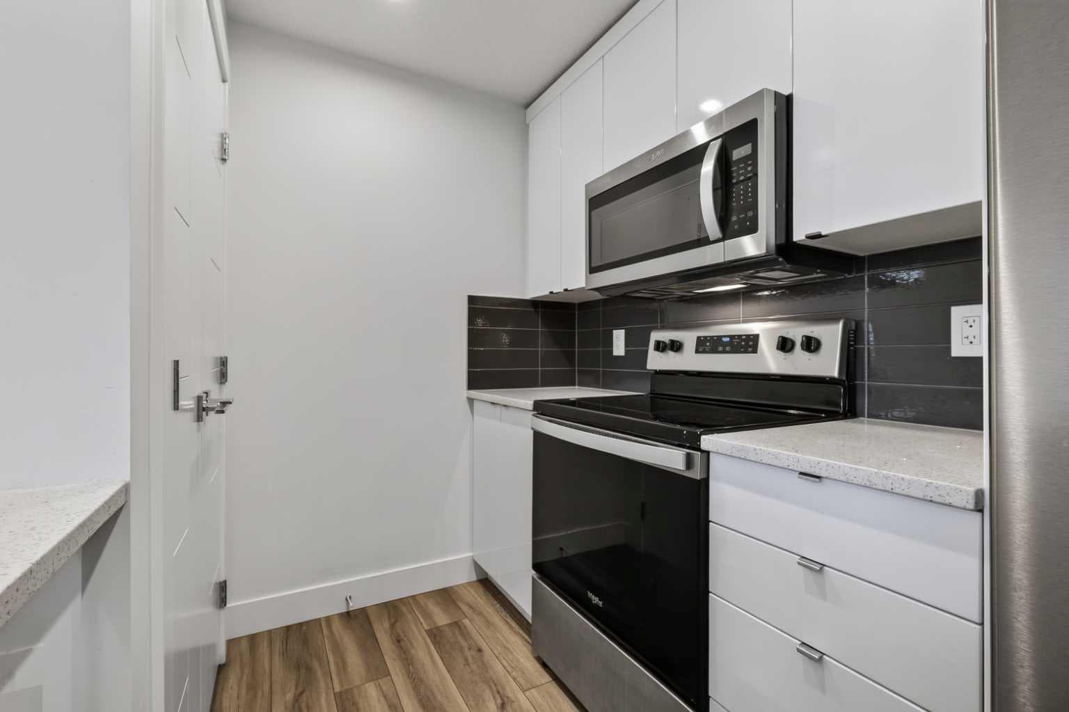 214 Seton Passage SE