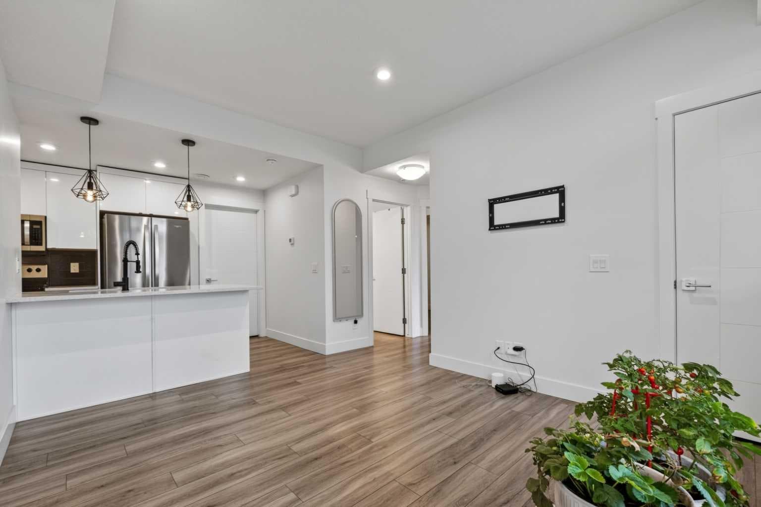 214 Seton Passage SE