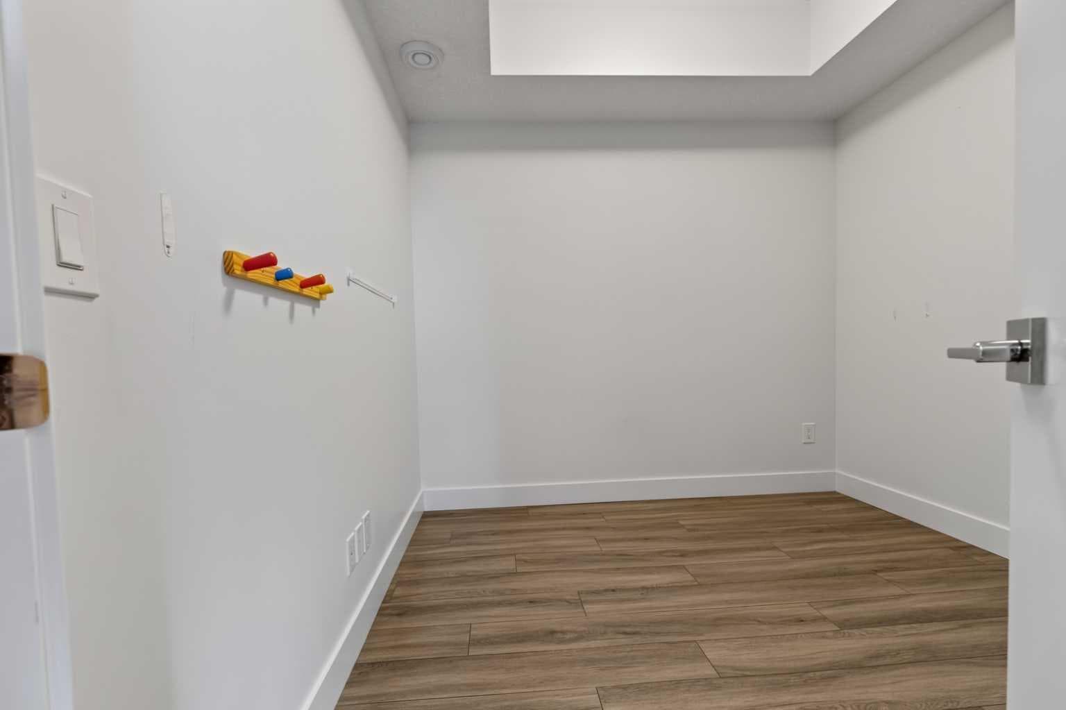 214 Seton Passage SE