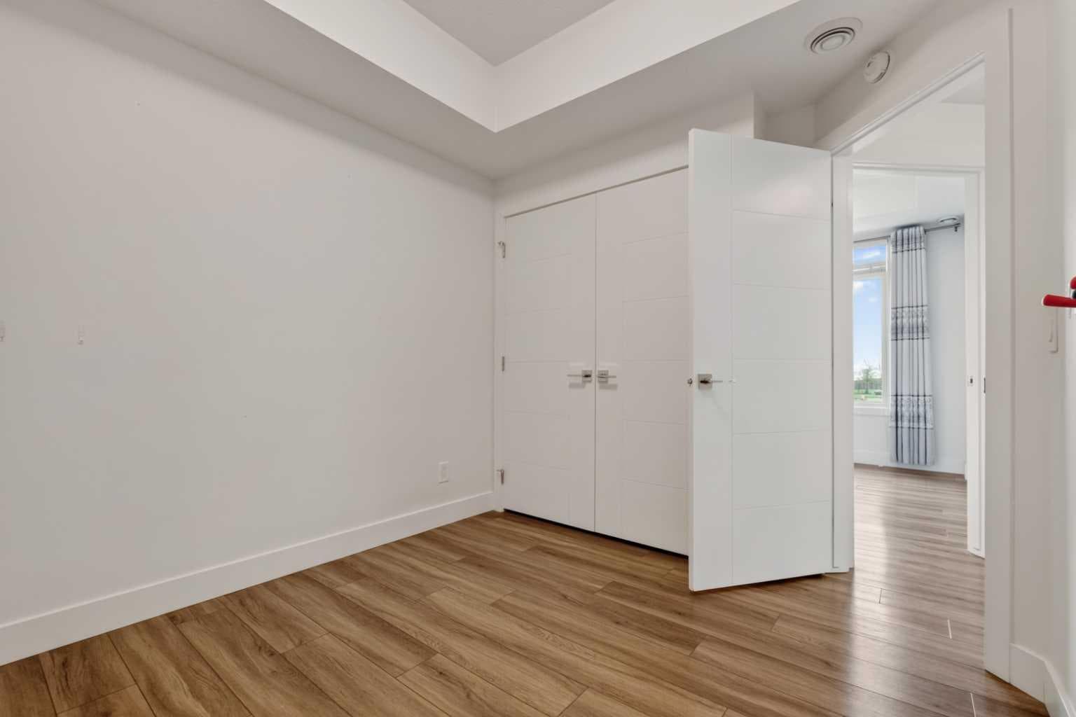 214 Seton Passage SE