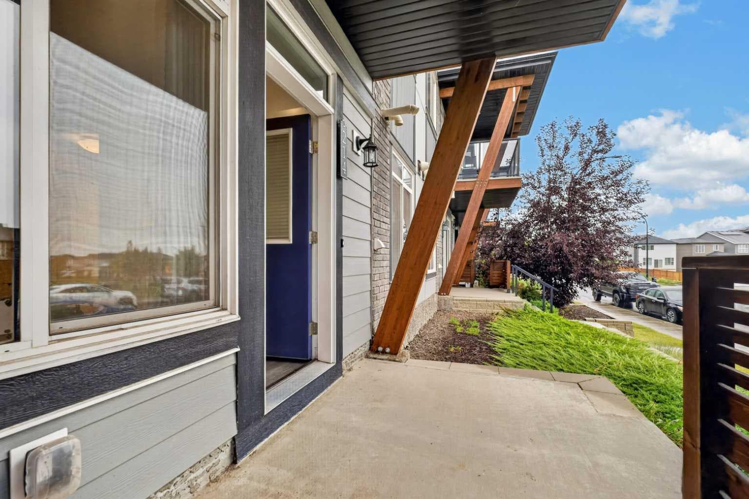 214 Seton Passage SE