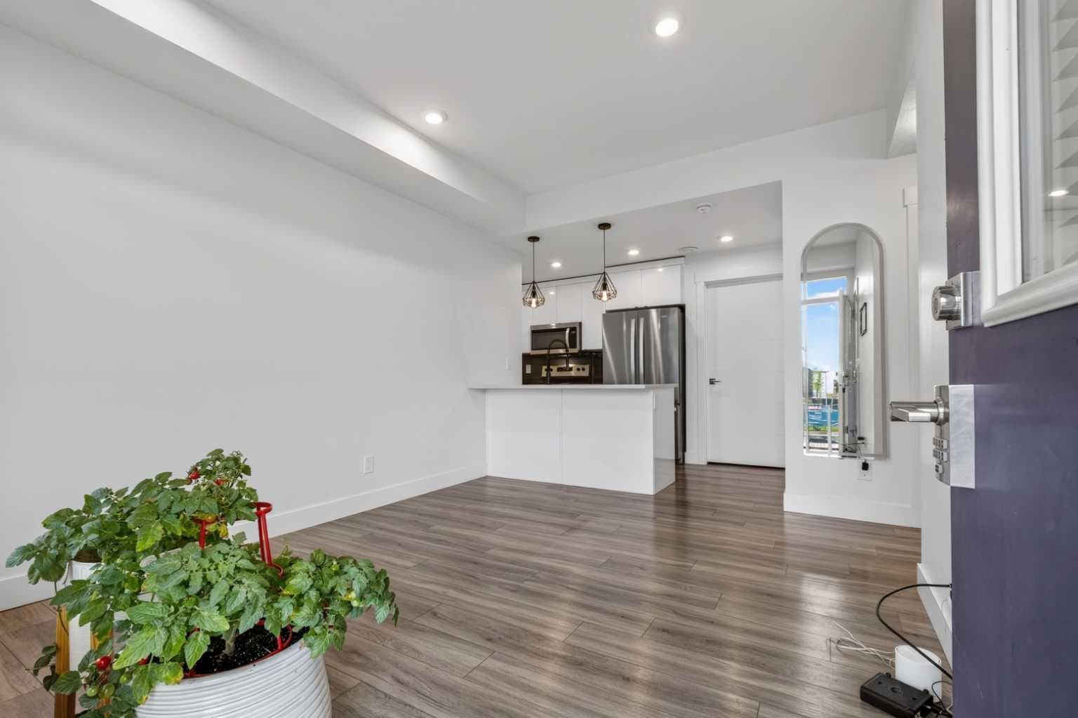 214 Seton Passage SE
