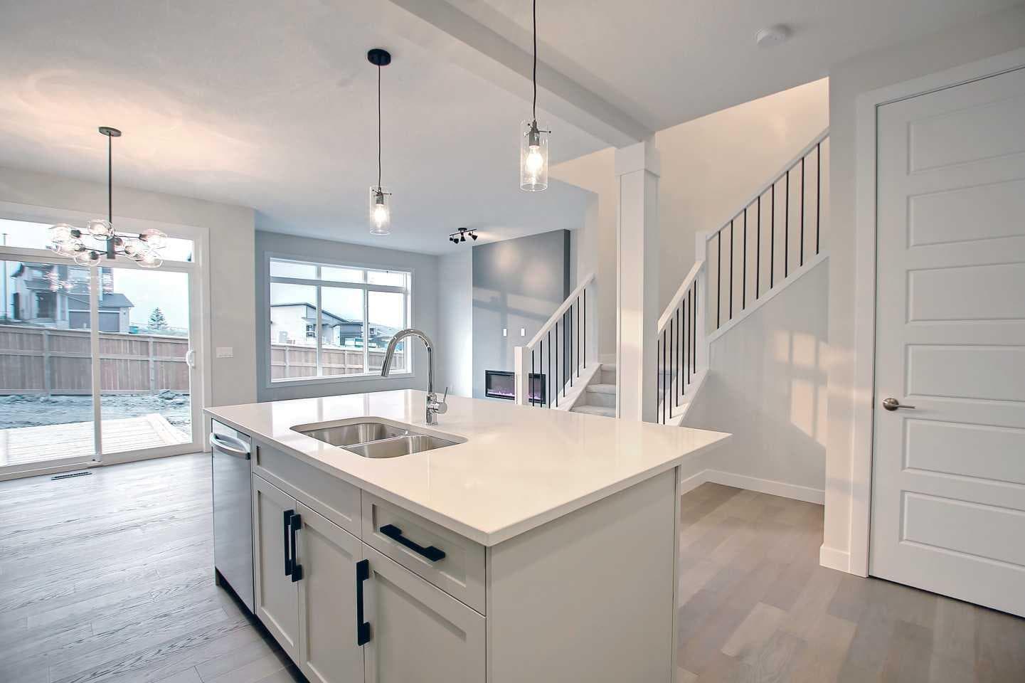 12 Topaz Place 