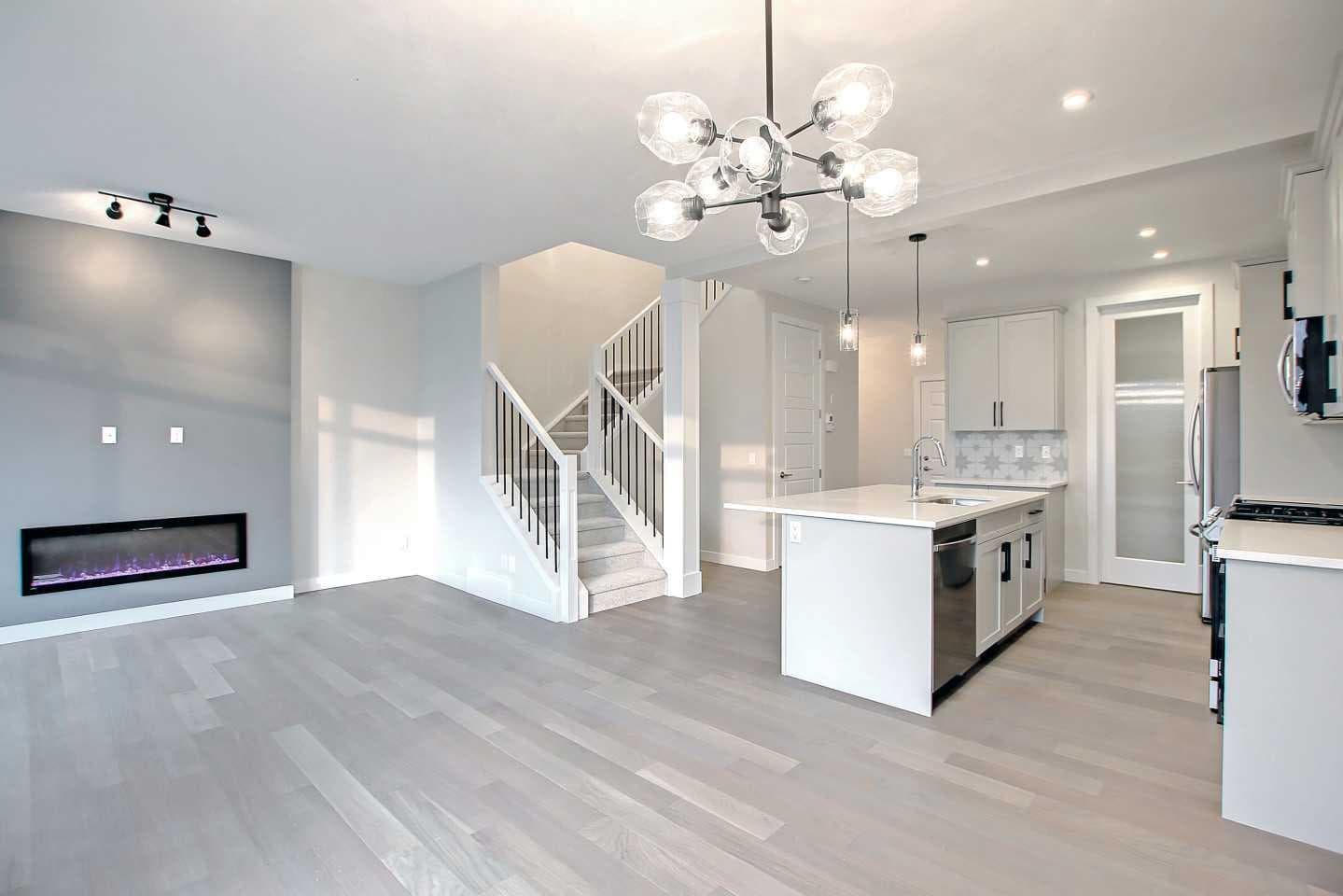 12 Topaz Place 