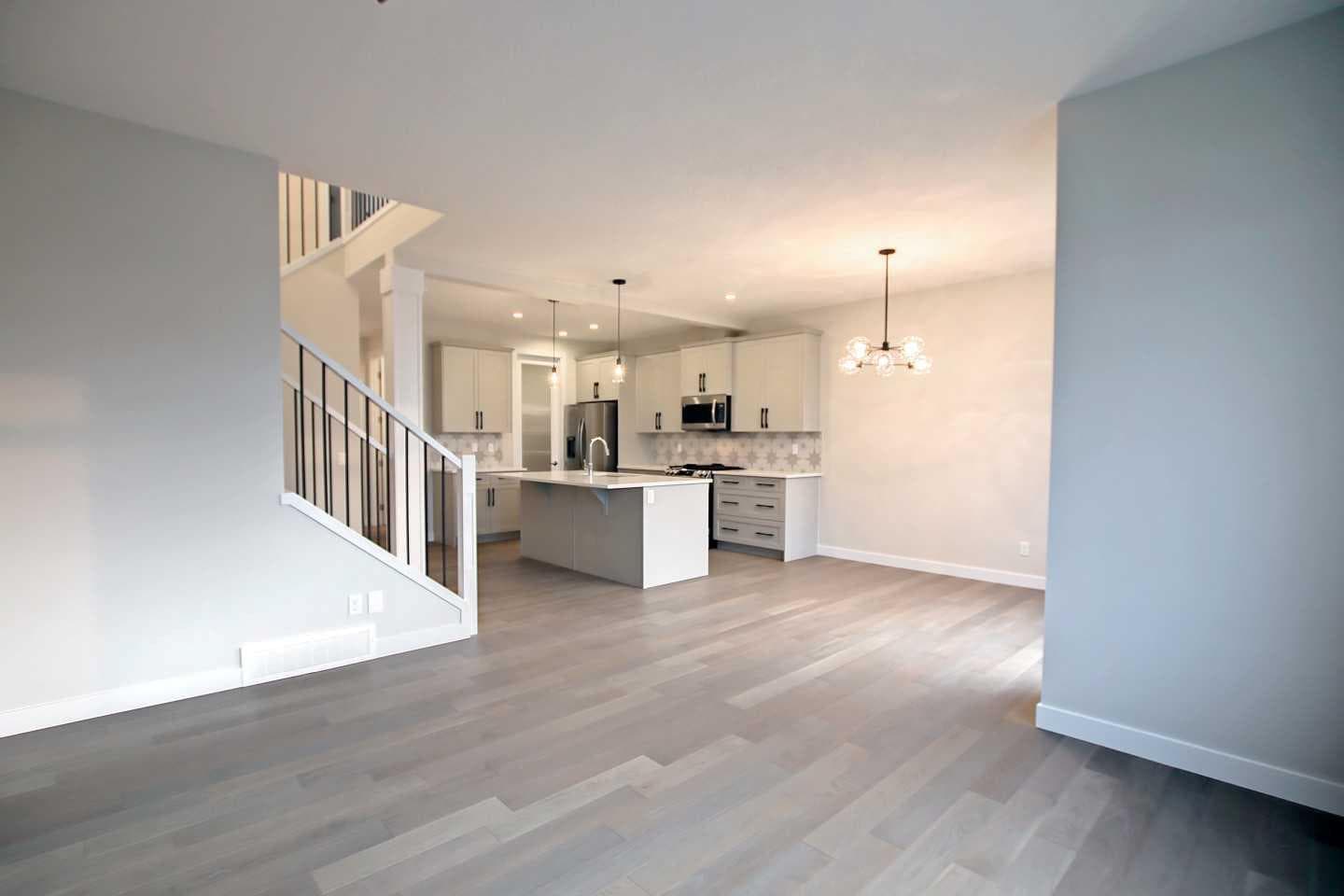 12 Topaz Place 