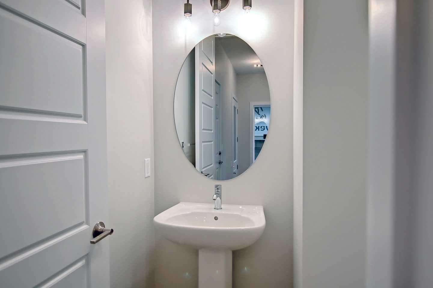 12 Topaz Place 