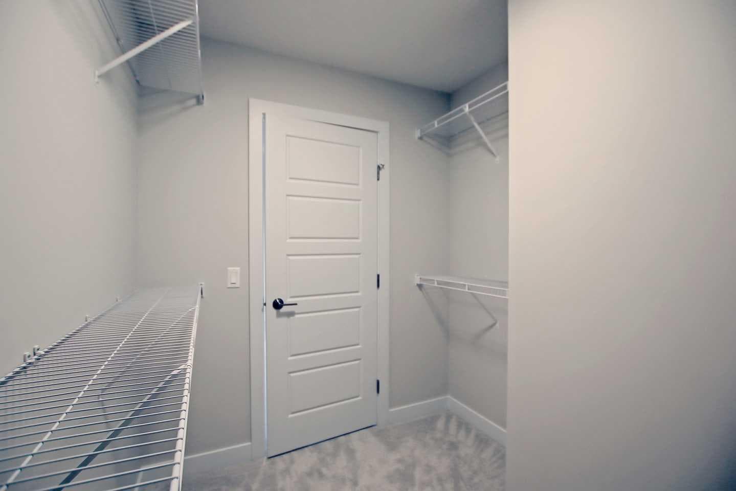 12 Topaz Place 