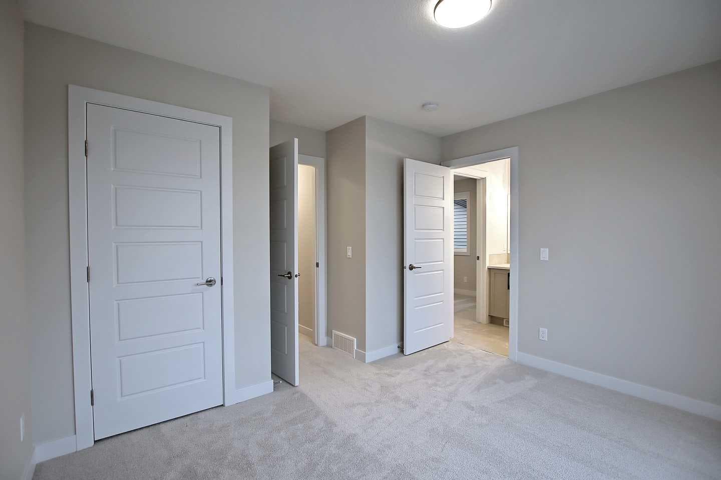 12 Topaz Place 