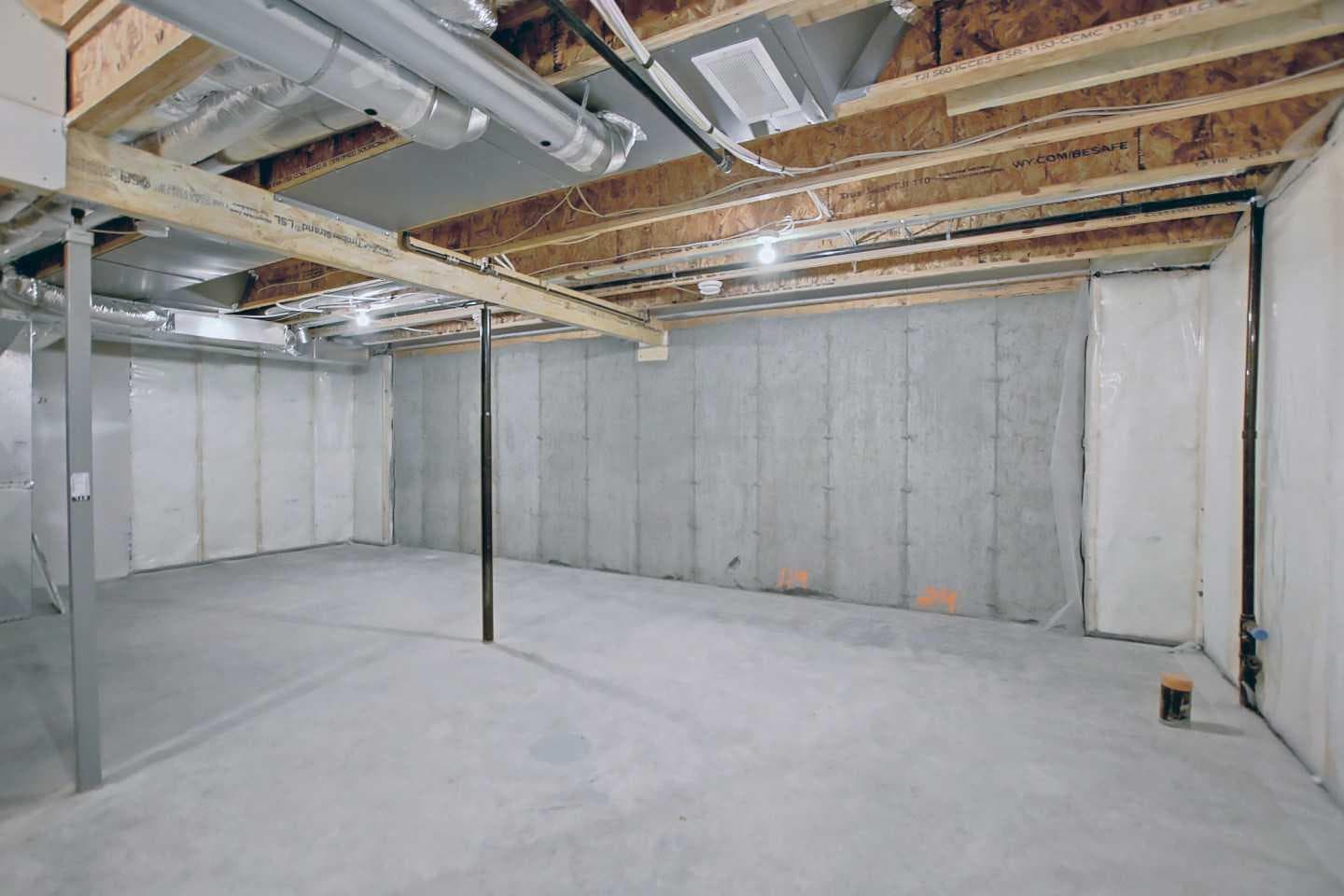 12 Topaz Place 