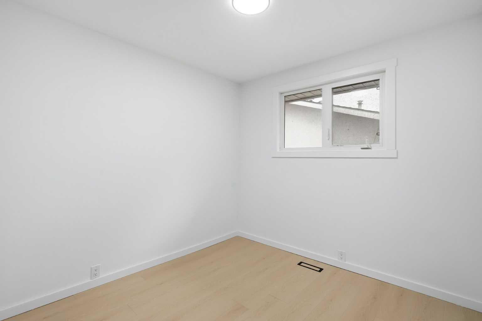 52 Penedo Place SE