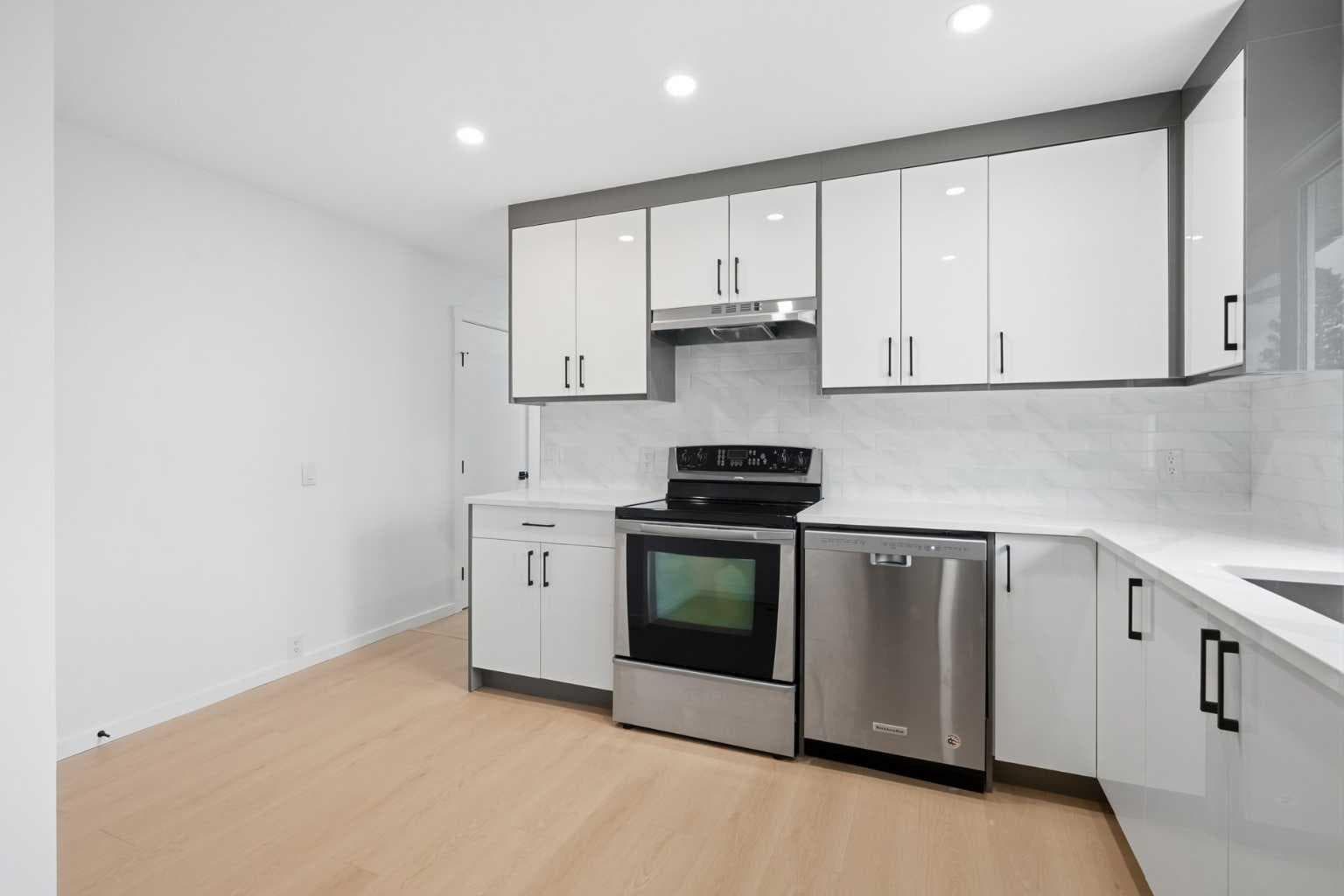 52 Penedo Place SE