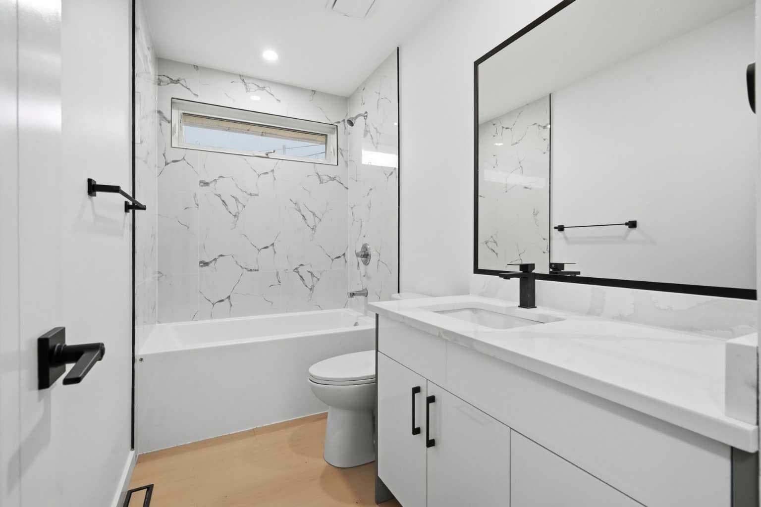 52 Penedo Place SE