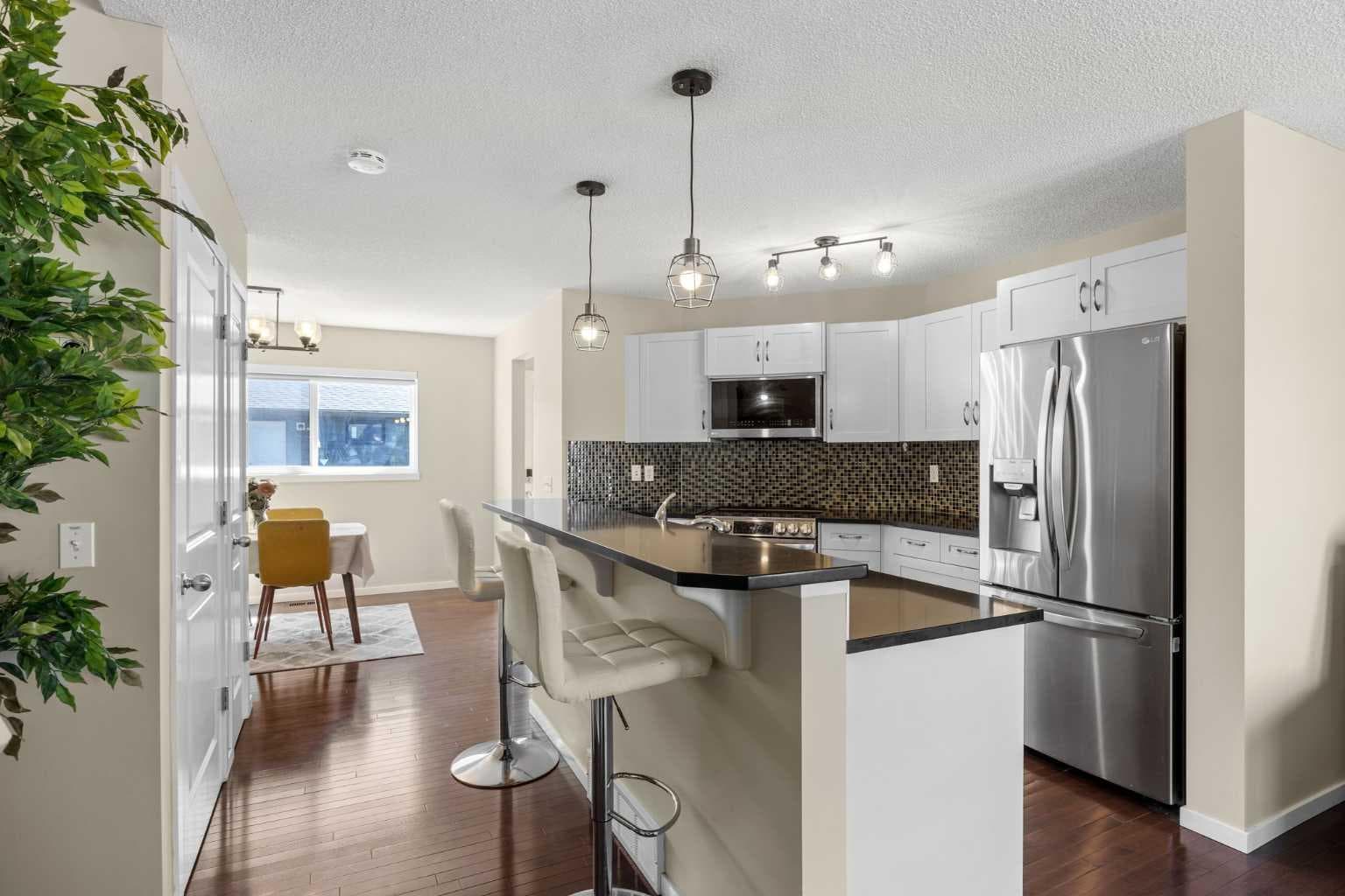 140 Walden Gate SE