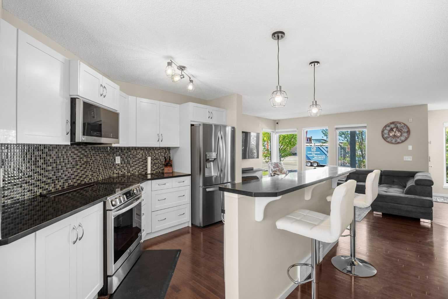140 Walden Gate SE