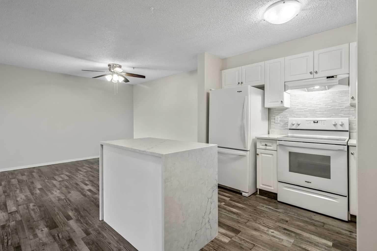 1211, 1211 Tuscarora Manor NW