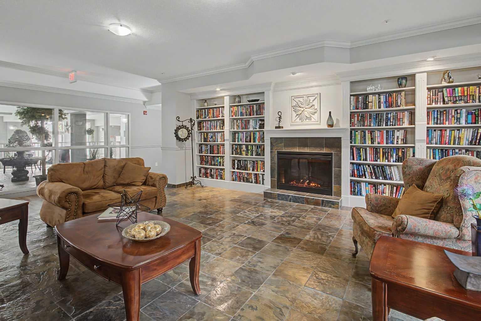 205, 15 Everstone Drive SW