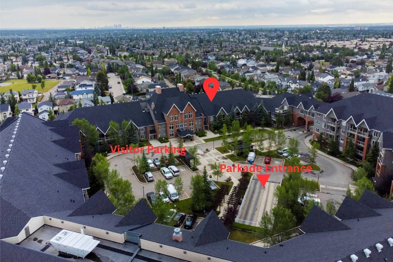 205, 15 Everstone Drive SW