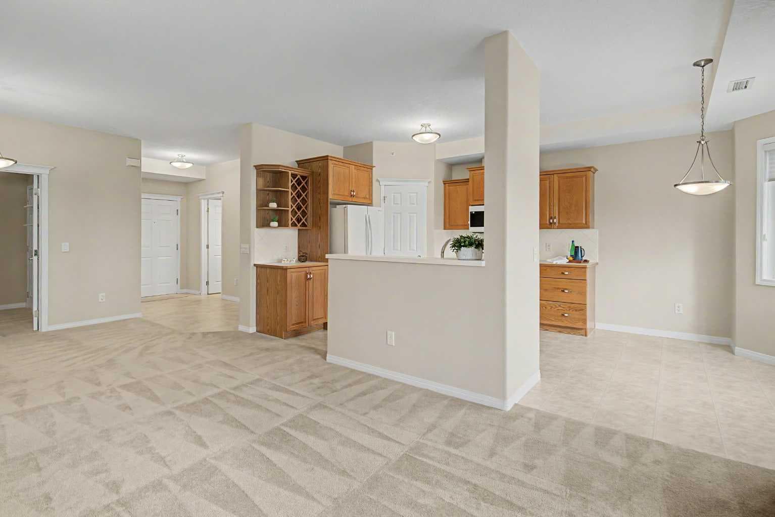 205, 15 Everstone Drive SW